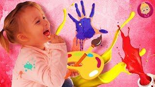 BABY Princess GLORIA - Learn COLORS For BABY with BODY Paint (Kids VLOG)